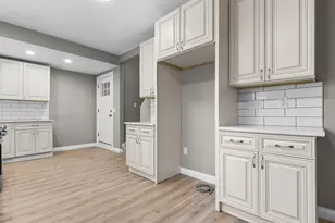 1036 Wisconsin Ave, Beloit, WI 53511 - Photo 10