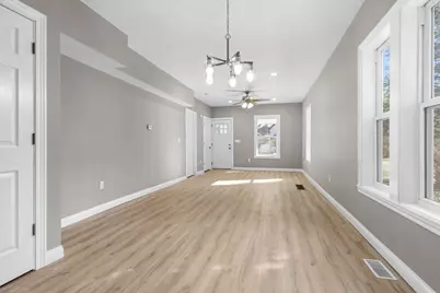 1036 Wisconsin Avenue, Beloit, WI 53511 - Photo 6