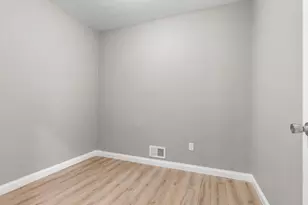 1036 Wisconsin Ave, Beloit, WI 53511 - Photo 18