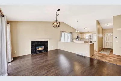 6126 Thornebury Drive, Madison, WI 53719 - Photo 10