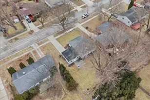 5017 Holiday Dr, Madison, WI 53711 - Photo 42