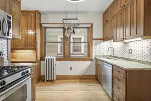 1040 Spaight St, Madison, WI 53703 - Photo 18