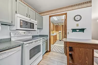 410 Lawn Street, Cambridge, WI 53523 - Photo 12