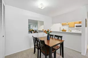 4326 Melody Ln, Madison, WI 53704 - Photo 8