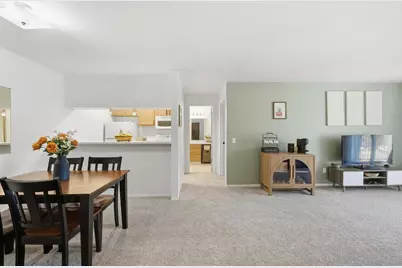 4326 Melody Lane #204, Madison, WI 53704 - Photo 10