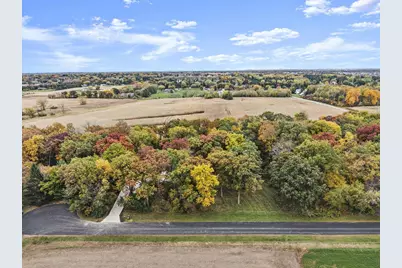 2945 Wyndwood Way, Sun Prairie, WI 53590 - Photo 14