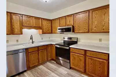 2552 Liberty Lane, Janesville, WI 53545 - Photo 10