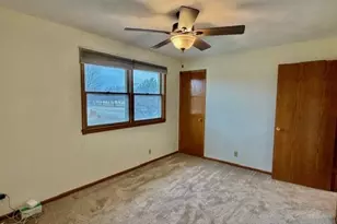 2552 Liberty Ln, Janesville, WI 53545 - Photo 18