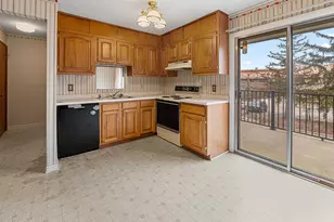 118 Lake Crest Dr, Beaver Dam, WI 53916 - Photo 8