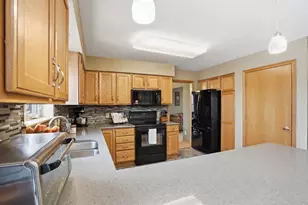 500 Larum Ln, Stoughton, WI 53589 - Photo 16