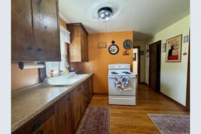 737 E Briar Lane, Beloit, WI 53511 - Photo 8