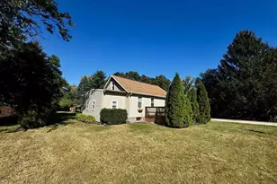 737 E Briar Ln, Beloit, WI 53511 - Photo 38