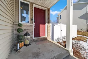 318 Redruth Dr, Ridgeville, WI 53533 - Photo 38