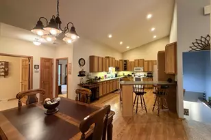 605 Nightingale Ln, Cottage Grove, WI 53527 - Photo 6