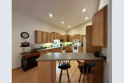 605 Nightingale Lane, Cottage Grove, WI 53527 - Photo 10