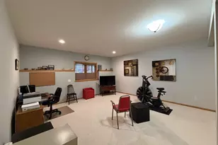 605 Nightingale Ln, Cottage Grove, WI 53527 - Photo 20