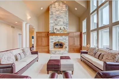 5571 Surrey Lane, Waunakee, WI 53597 - Photo 6