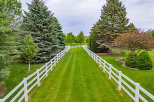 5571 Surrey Ln, Waunakee, WI 53597 - Photo 76