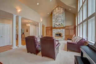 5571 Surrey Ln, Waunakee, WI 53597 - Photo 20