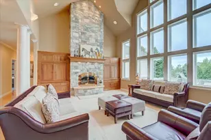 5571 Surrey Ln, Waunakee, WI 53597 - Photo 10