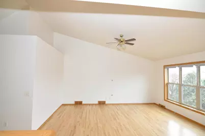 1226 Jasmine Drive, Madison, WI 53719 - Photo 6