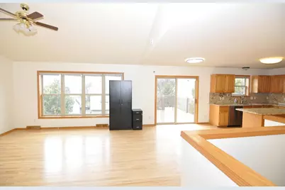 1226 Jasmine Drive, Madison, WI 53719 - Photo 10