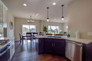 6595 Redpoll Cir, Middleton, WI 53562 - Photo 12