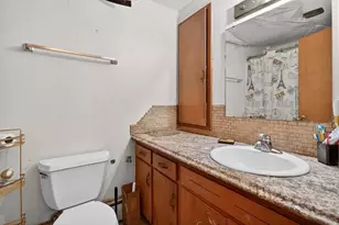 5837 Raymond Rd, Madison, WI 53711 - Photo 10