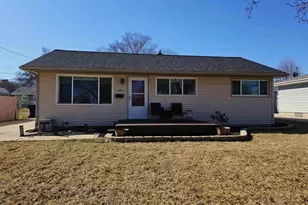 1125 Church St, Janesville, WI 53548 - Photo 2
