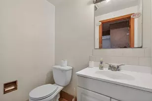 5710 Russett Rd, Madison, WI 53711 - Photo 12