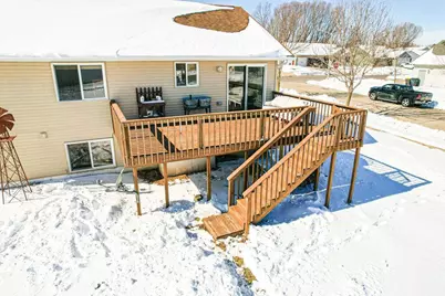 327 Nicholas Street, Tomah, WI 54660 - Photo 6