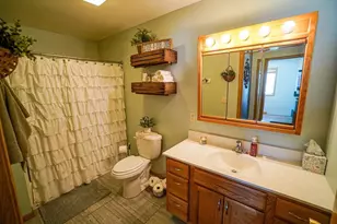 327 Nicholas St, Tomah, WI 54660 - Photo 24