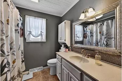 5529 Langer Road, Marshall, WI 53559 - Photo 38