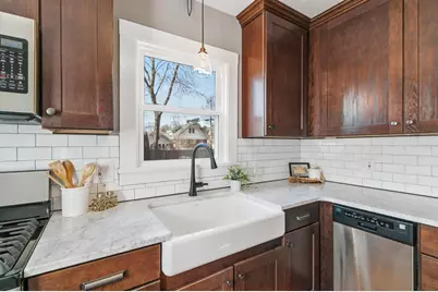 825 N Garfield Avenue, Janesville, WI 53545 - Photo 16