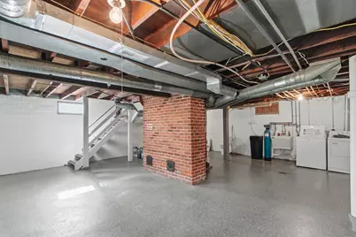 825 N Garfield Avenue, Janesville, WI 53545 - Photo 26