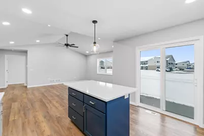 925 Roosevelt Street, Baraboo, WI 53913 - Photo 10