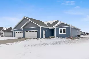 925 Roosevelt St, Baraboo, WI 53913 - Photo 38