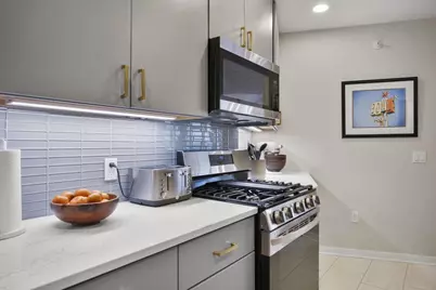 360 W Washington Avenue #202, Madison, WI 53703 - Photo 14