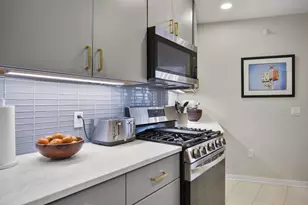 360 W Washington Ave, Madison, WI 53703 - Photo 14