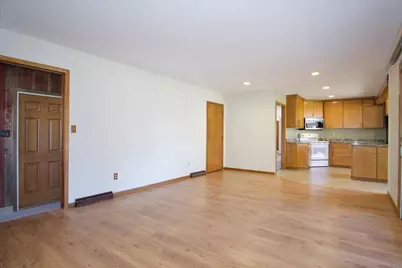 3237 County Road Ab, Mcfarland, WI 53558 - Photo 10