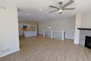 3725 Newcastle Dr, Janesville, WI 53546 - Photo 10
