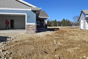 3725 Newcastle Dr, Janesville, WI 53546 - Photo 1