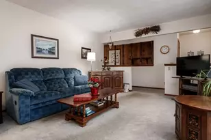 2058 Bootmaker Dr, Beloit, WI 53511 - Photo 6