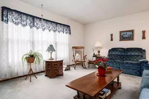 2058 Bootmaker Dr, Beloit, WI 53511 - Photo 4