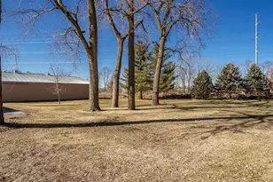 1901 E Colley Rd, Beloit, WI 53511 - Photo 46