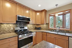 22 Pebble Beach Cir, Madison, WI 53717 - Photo 18