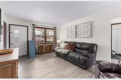 405-407 Simonson Street, Cambridge, WI 53523 - Photo 4