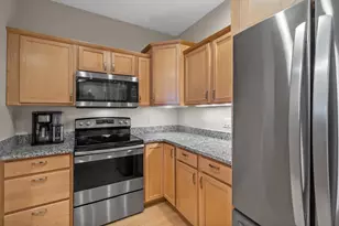 8248 Starr Grass Dr, Madison, WI 53719 - Photo 10