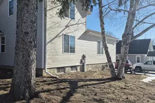 353 S Ludington St, Columbus, WI 53925 - Photo 2