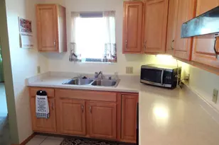 102 Prairie Heights Dr, Verona, WI 53593 - Photo 4